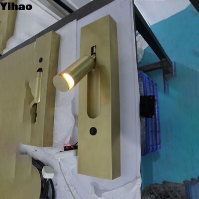 kupować Nowoczesna lampa ścienna z mosiądzu o ciepłym białym świetle 3500K dla sal i hoteli produkcja internetowa