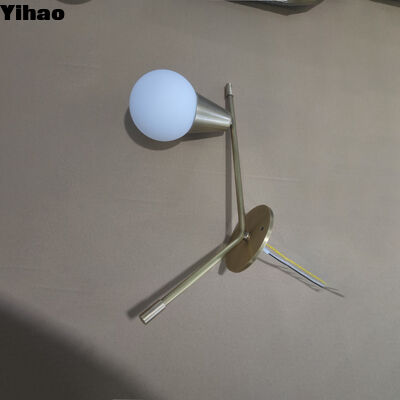 kupować Miedziana lampa ścienna w stylu przemysłowym z ciepłym białym światłem 2700K dla nowoczesnych salonów produkcja internetowa