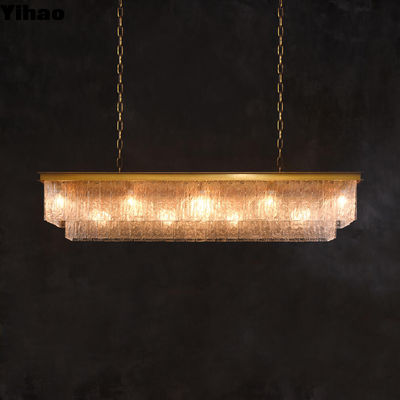 Strop montaż kryształowy żyrandol w pomieszczeniu z korą prostokątny wisiorek wymiar 124cm/49