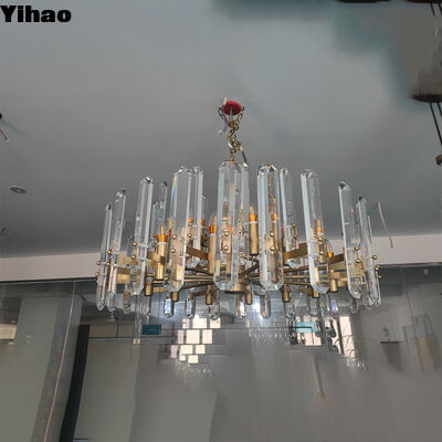 Yihao Luxury Brass Body Crystal Shade Chandelier z 3500K Warm White LED Pendant Light dla jadalni